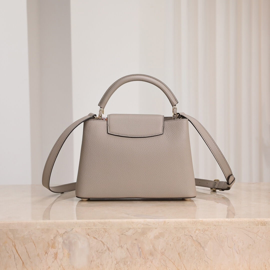 LV   Capucines MM