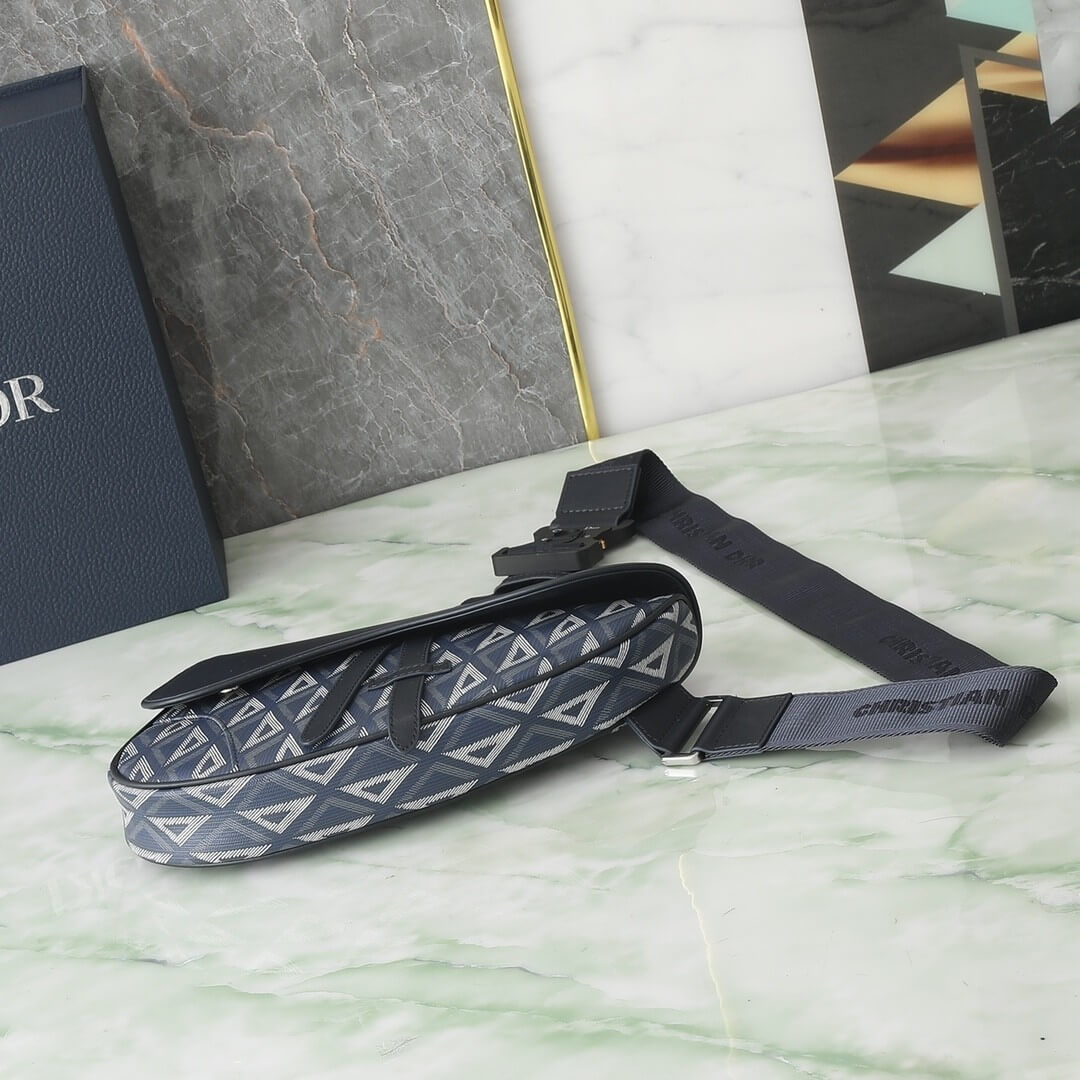 D*or saddle bag with strap