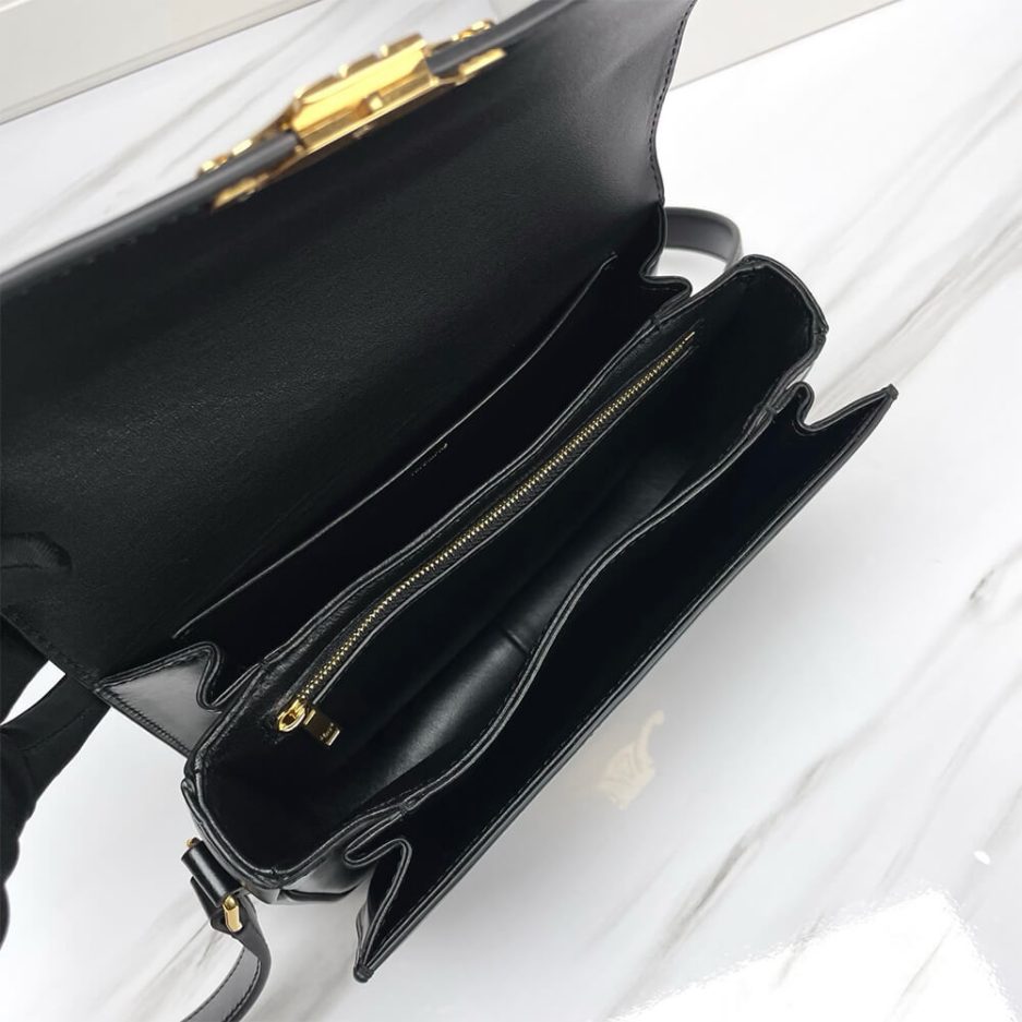 Ce**e classique triomphe bag in shiny calfskin(high-end grade)