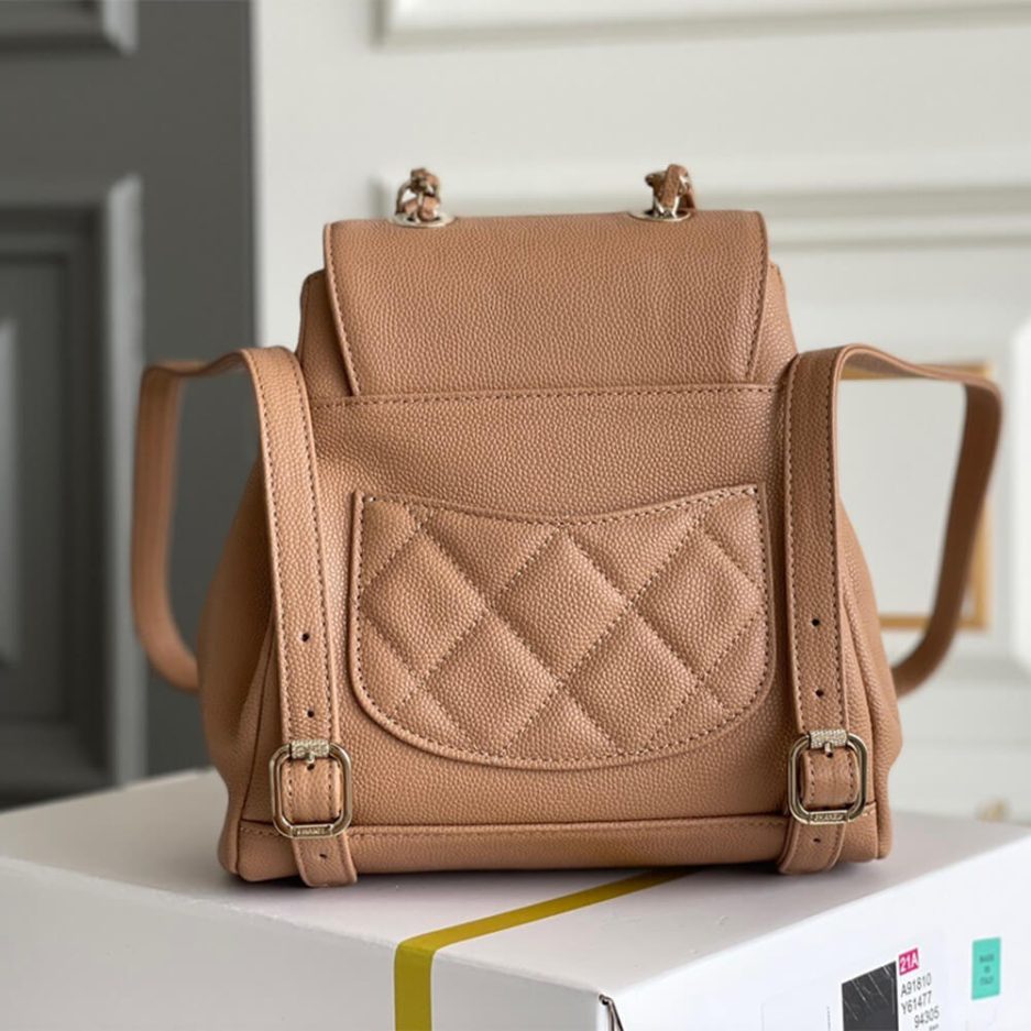 Ch*el  caviar backpack