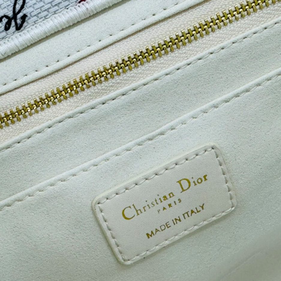 medium D*or book tote